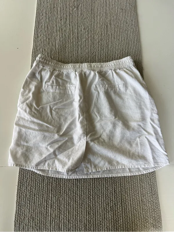 Forever 21 White Linen Drawstring Waist Mini Skirt Size XS - Image 2