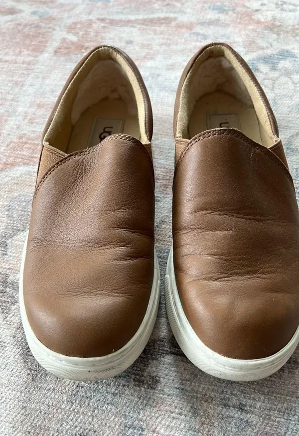 UGG Slip-on Shoes - Image 3