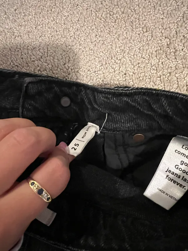 PacSun Mom Short - Image 3