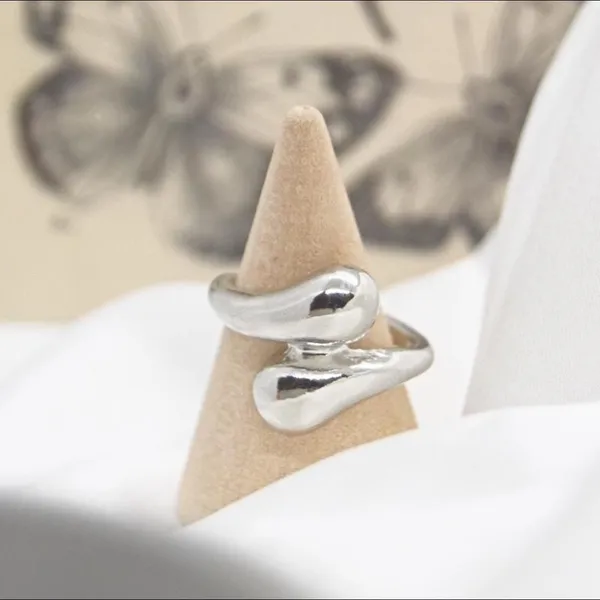Silver Water Drop Ring Size 6 - Image 5