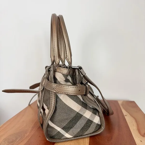 Pre-Owned Burberry Satchel Shimmer Nova‎ Check Canvas - Image 5