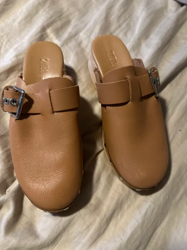 Zara Tan clogs with buckle detail - Image 2