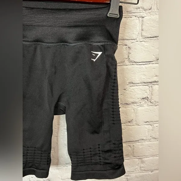 GYMSHARK‎ GLOW Seamless Black Shorts Cutout Perforated XS Stretch Workout NWOT - Image 3