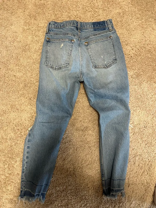 Abercrombie Mom High-Rise Jeans - Image 2