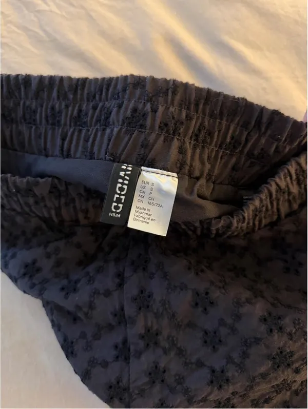 H&M shorts - Image 2