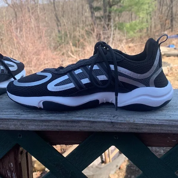 Adidas Haiwee Core Black Sz 6.5 - Image 6