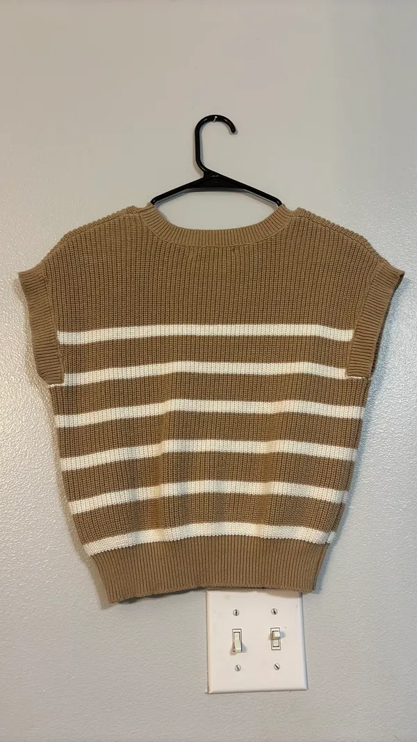 Moon & Maddison Stripped Knitted Shortsleeved Sweater - Image 2
