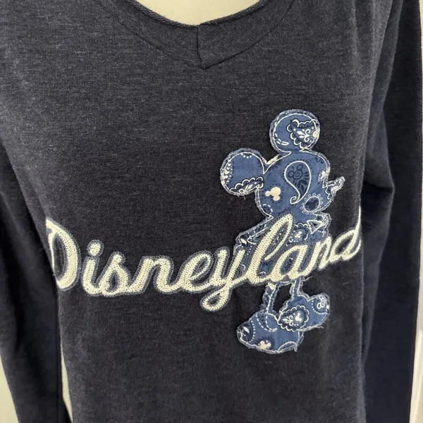 Disneyland Disney Bandana Ruffle Hem Minnie Mouse‎ Long Sleeve Shirt Medium - Image 2