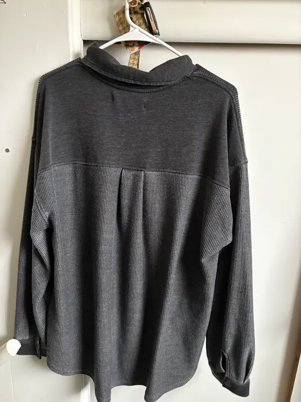 Thin Gray Sweater - Image 2