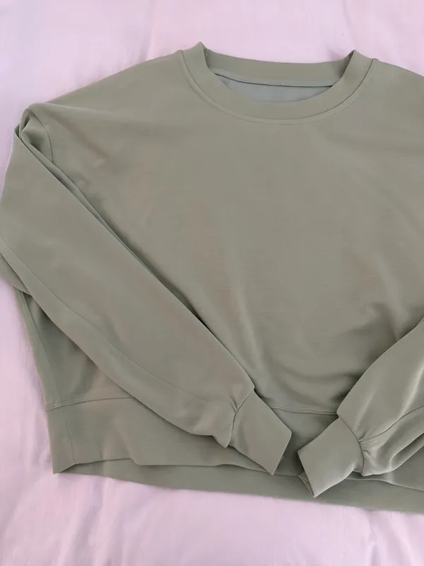 Lululemon Perfectly Oversized Softstreme Crew - Image 2