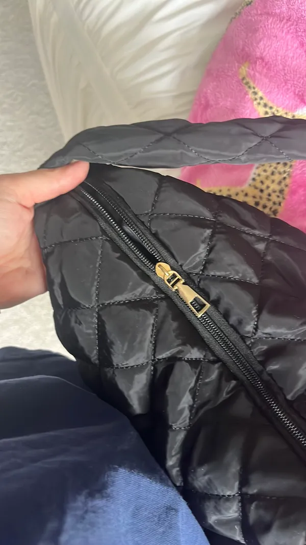 Amazon Black Tote bag - Image 2