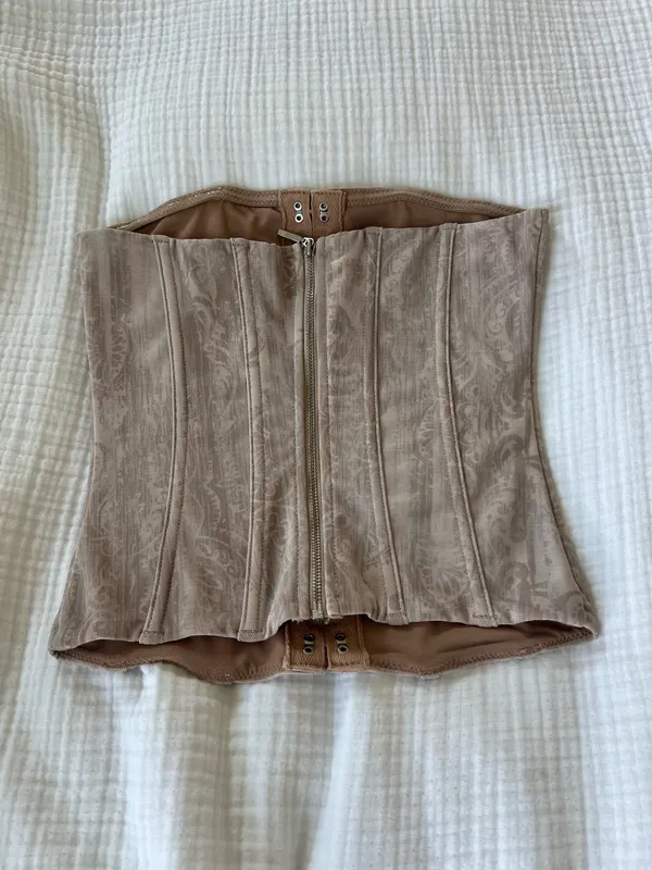 White fox boutique anytime bustier - Image 2