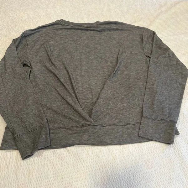 Patagonia dark gray twisted back long sleeve top for women size M - Image 7