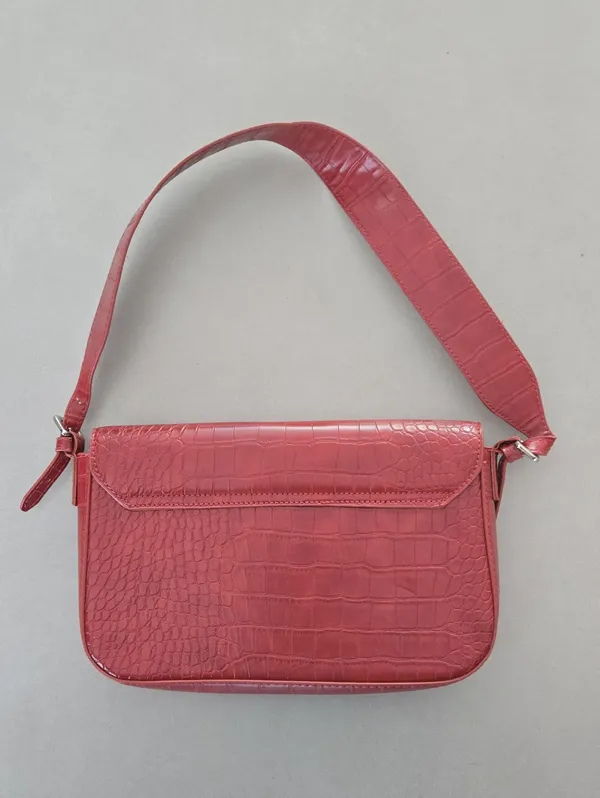 Mango NWOT! MNG Red Croc-Embossed Faux Leather Shoulder Bag - Image 2