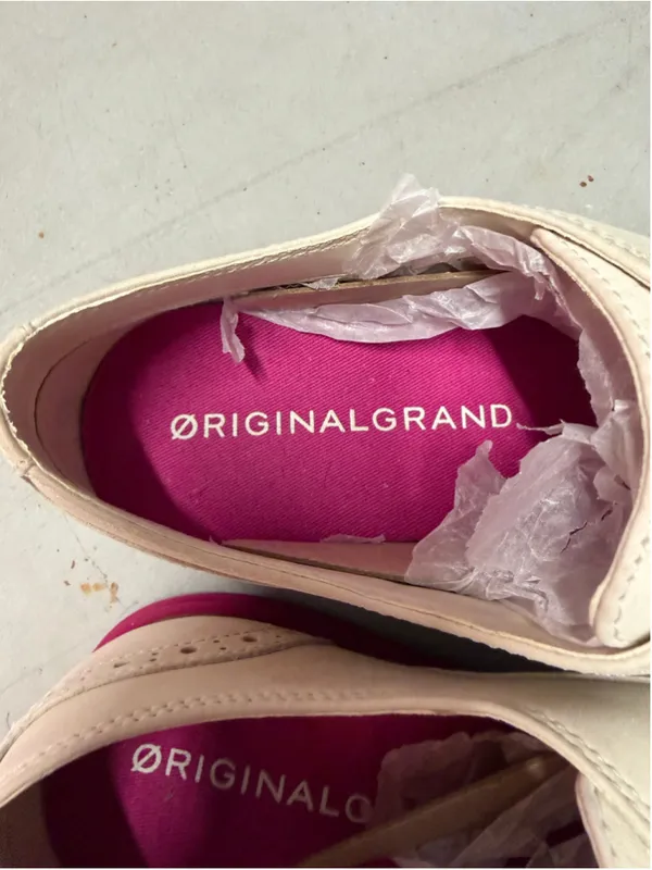 Cole Haan OriginalGrand Oxford Shoes, White & Pink, Size 7.5 - Image 3