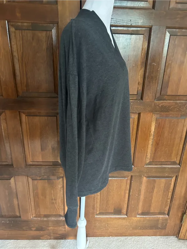 Athleta Clarity V-Neck Sweatshirt Womens Small S‎ Gray Shawl Neck Nirvana L/S - Image 3