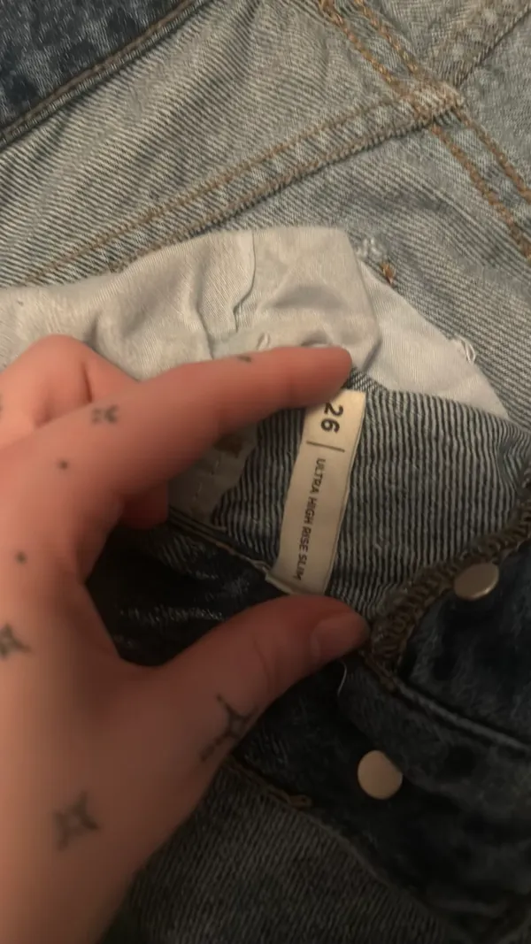 PacSun Ripped Jeans - Image 5