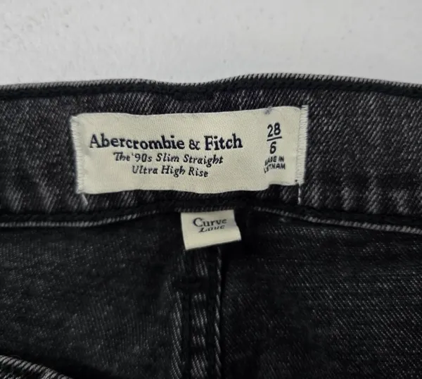 Abercrombie 90s Slim Straight Ultra High-Rise Jeans - Image 5