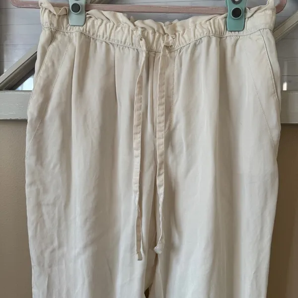 Banana Republic Rayon Paper bag Jogger Pants Ivory Women’s‎ Size M Medium - Image 2