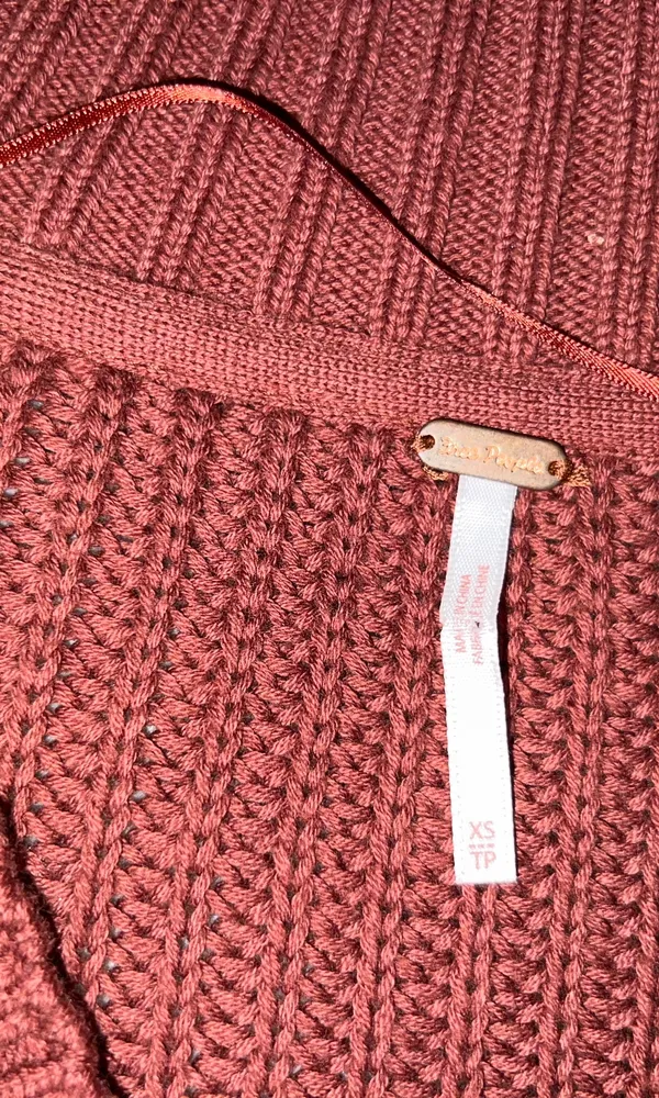 Cropped Sweater - Image 2