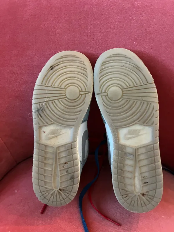 Nike Air Jordan Mid Women’s 5.5 - Image 3