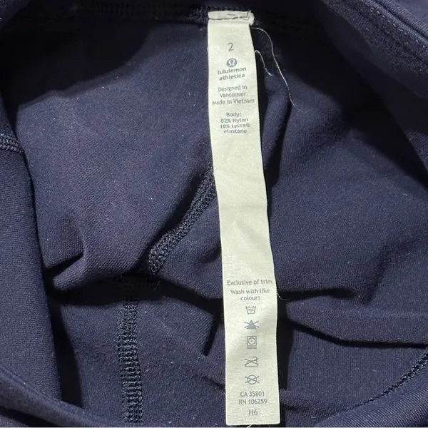Lululemon Women’s Size 2 Navy Dark Blue Wunder Under Performance Crop Leggings - Image 4