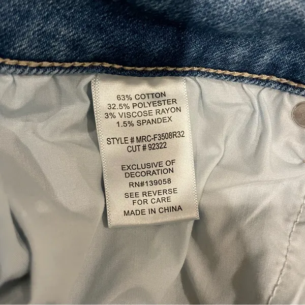 Cavender’s Rockin C Medium Wash Flare Jeans - Image 6