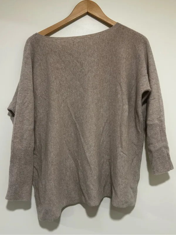 Garnet Hill Cashmere Beige Crewneck Knit Sweater Size Small - Image 4