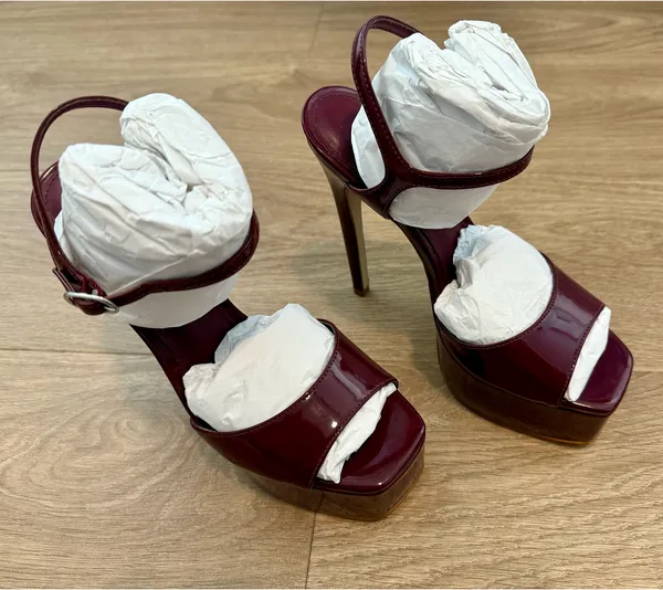 Steve Madden Stiletto Heels Cologne Wine Patent - Image 2