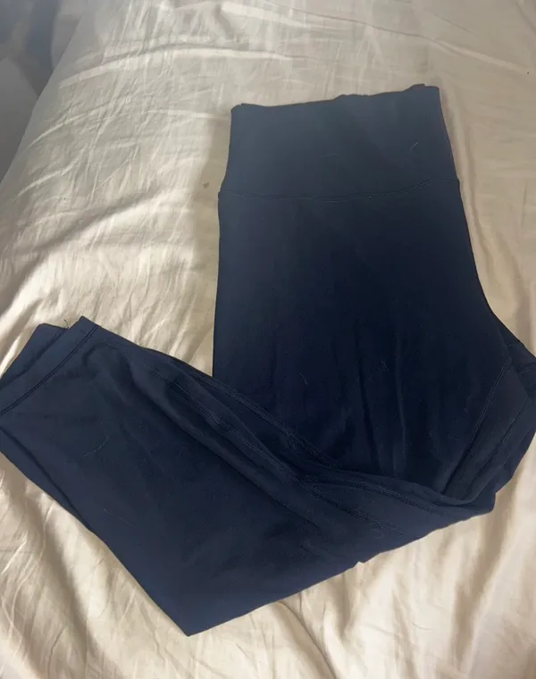 Lululemon 28” Align Leggings - Image 3