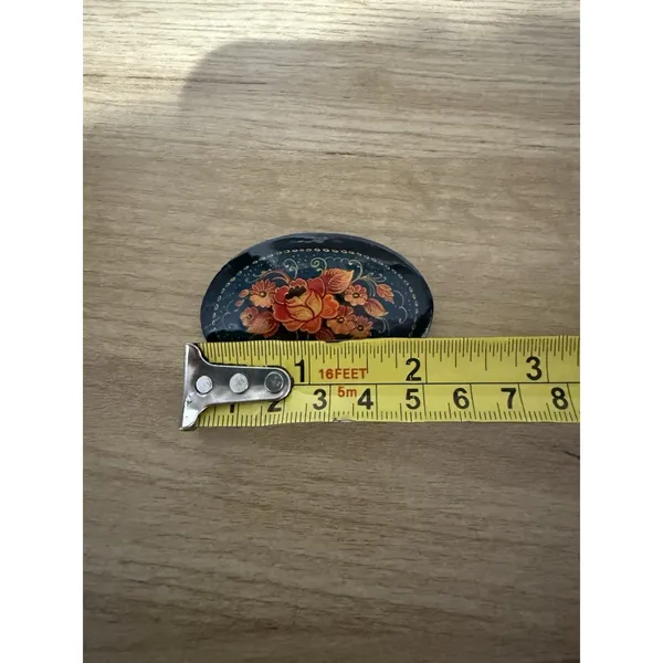 Vtg Signed Hand Painted Russian Black Lacquer Floral Orange Red Yellow BroochPin - Image 3