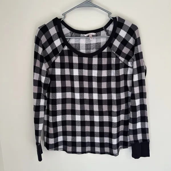 Victoria's Secret Size Medium Plaid Round Neck Long Sleeve Pajama Top Sleepwear - Image 3
