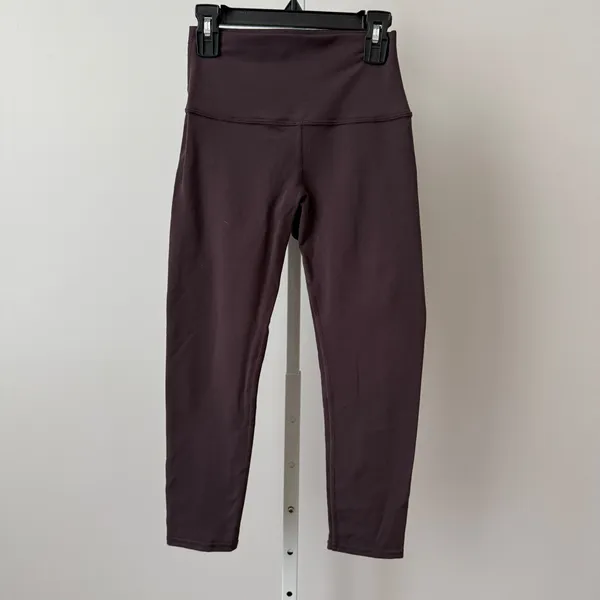Alo Yoga sz S High‎ Waist Airbrush Legging Plum 7/8 Length Workout Athletic - Image 2