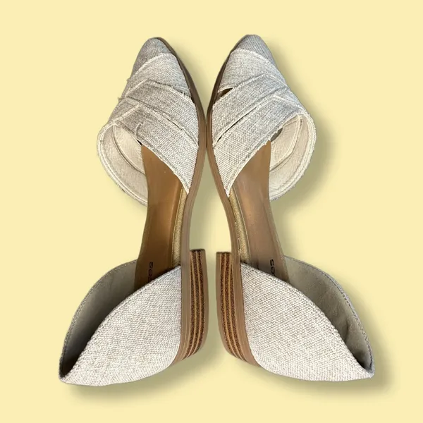 Maurice’s Shelby D’Orsay Flats Sz 7 Oatmeal Beige Tan Color Closed Almond Toe - Image 4