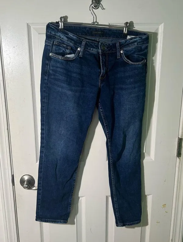 Silver Jeans Co. Women's Boyfriend Mid Rise Slim Leg Jean - Image 6