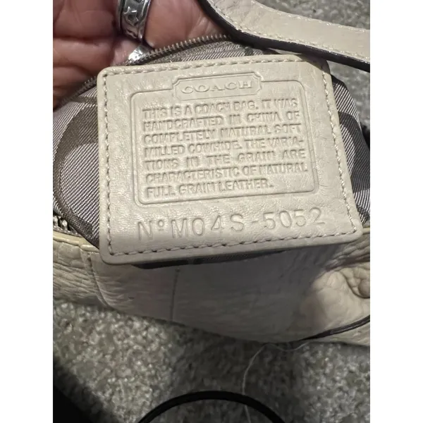 Coach‎ Hampton 5052 Demi Shoulder Bag Bone Cream Pebbled Leather Baguette Y2K - Image 6