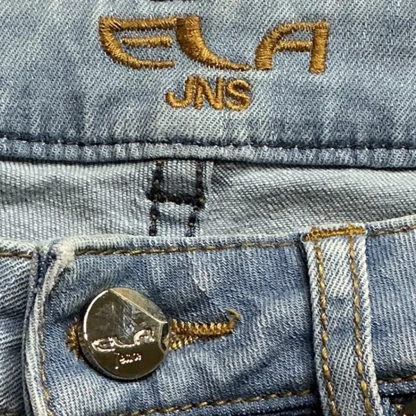 ELA Jeans Womens Light Wash Distressed Flare Jeans SZ 6 Raw Hem Distressed Knee - Image 10