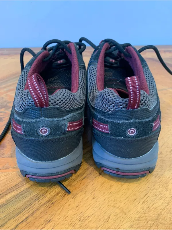 Rockport XCS Walkability Women’s Size 7 Black Suede and Burgundy Trail Shoes - Image 5