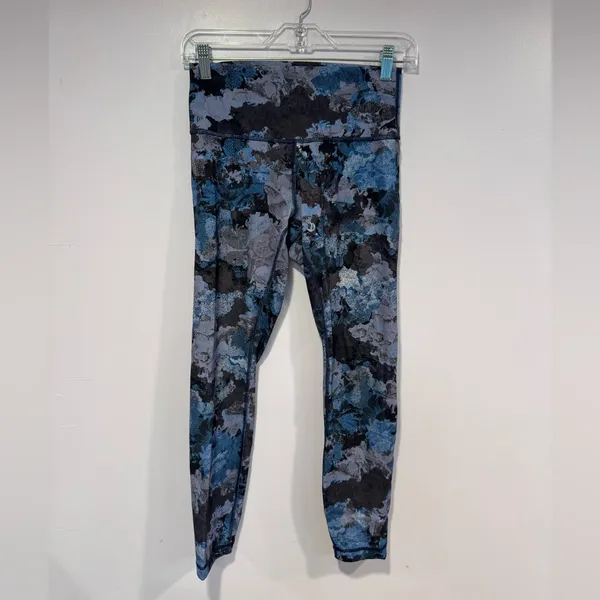 Blue and Purple camo wunder under lululemon leggings‎ - Image 2