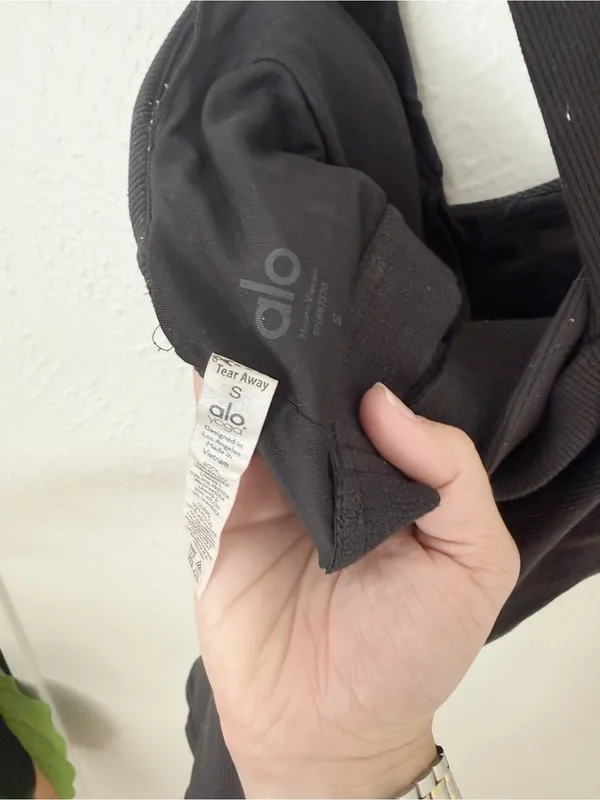 Alo Yoga Elevate Tank Top Sz S - Image 6