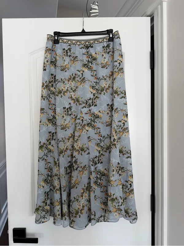 Max Studio Floral Midi Skirt - Image 2