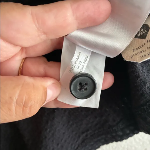 Madewell Faded Black Textured Button-Shoulder Tee M - Image 12