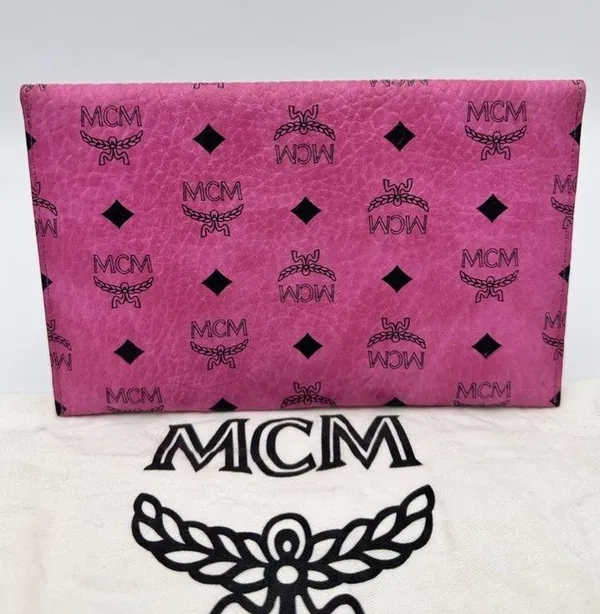 MCM
Visetos Envelope Clutch Pink - Image 2