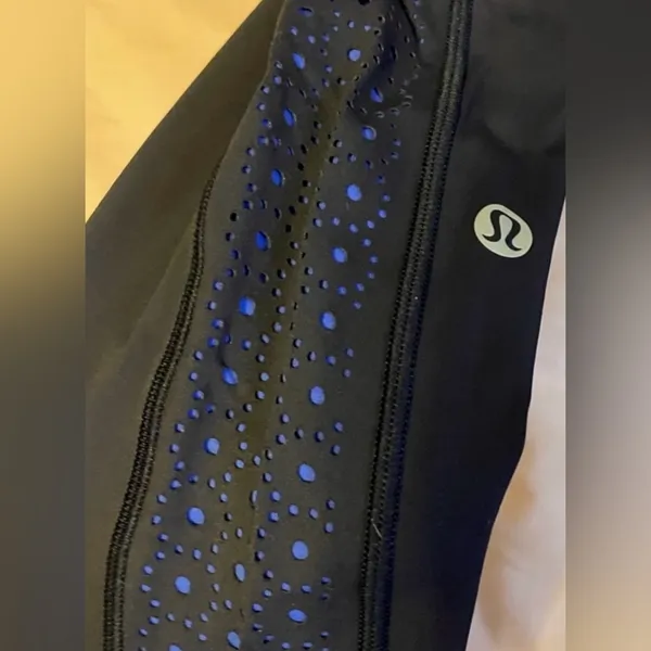 NWOT Lululemon Color Me Quick Navy 7/8 Tight Legging SZ. 4 NWOT - Image 7