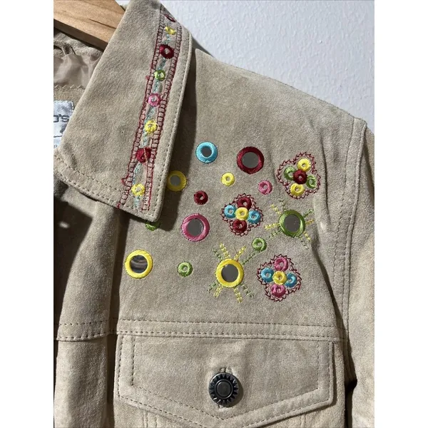 Chico’s 1 Medium Tan Suede Leather Jacket Embroidered Bling Jean Vtg cottage - Image 2