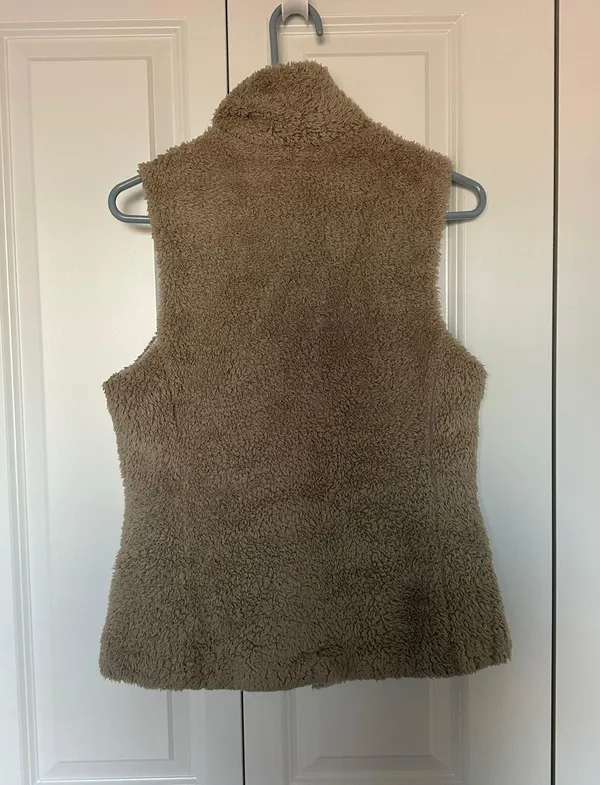 vest - Image 3