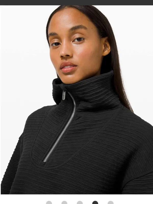 Lululemon textured 1/2 zip‎ pullover black XS/S - Image 3