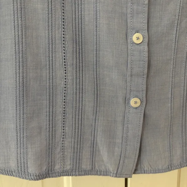Tommy‎ Hilfiger Women’s Size 6 Blue Pintucked Button Down Shirt Blouse Cotton - Image 5