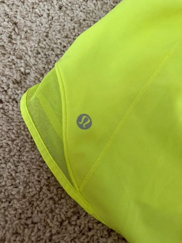 Lululemon Hotty Hot Shorts 2.5" - Image 4