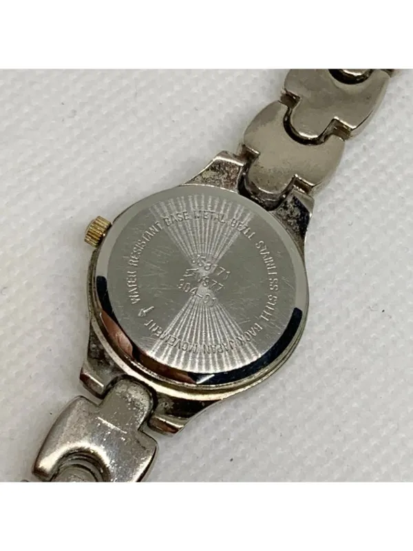 Vintage Jaclyn smith silver gold tone women’s watch 22mm quartz up to 7” running - Image 6